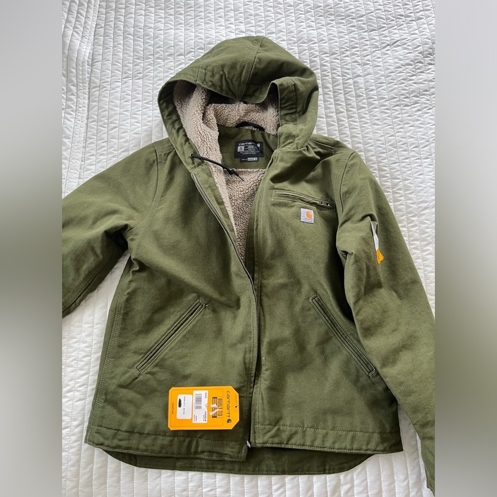 Woman’s Carhartt Washed duck Sherpa lined jacket